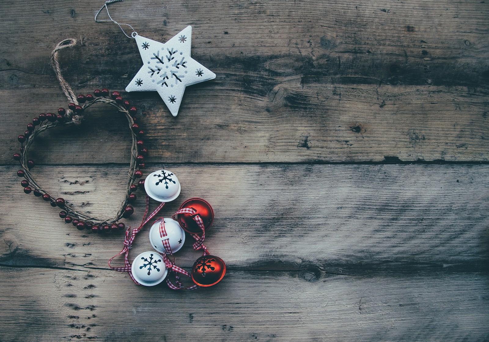 Weihnachtliche Tischdekoration